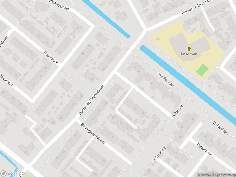 Ambulance met grote spoed naar de Dr. W Dreesstraat in Zuidland
