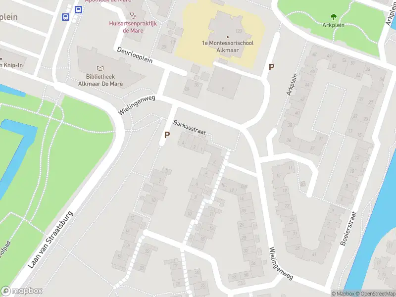 Ambulance met gepaste spoed naar de Barkasstraat in Alkmaar