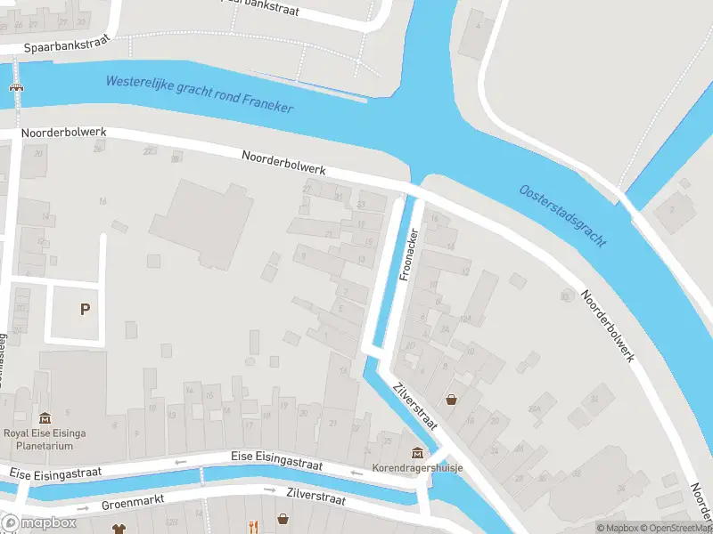 Brandweer en politie met grote spoed naar de Froonacker in Franeker vanwege middelgrote brand