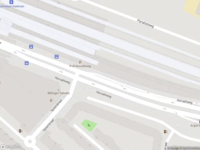 Ambulance met grote spoed naar de Horvathweg in Schiedam