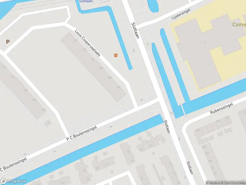 Ambulance met grote spoed naar de Louis Couperusplaats in Capelle aan den IJssel