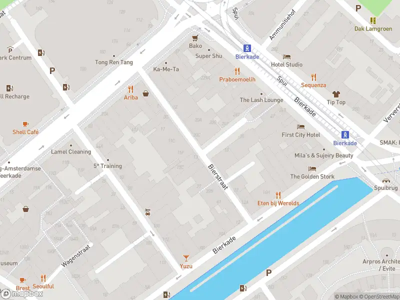 Ambulance met grote spoed naar de Bierstraat in 's-Gravenhage