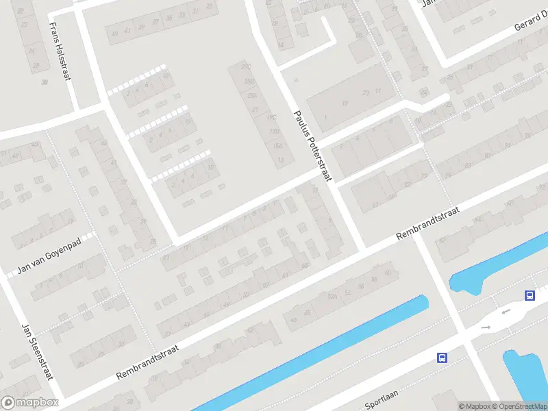 Ambulance met gepaste spoed naar de Johannes Vermeerstraat in Spijkenisse
