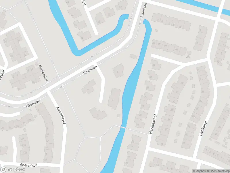 Ambulance met grote spoed naar de Lupinehof in Papendrecht