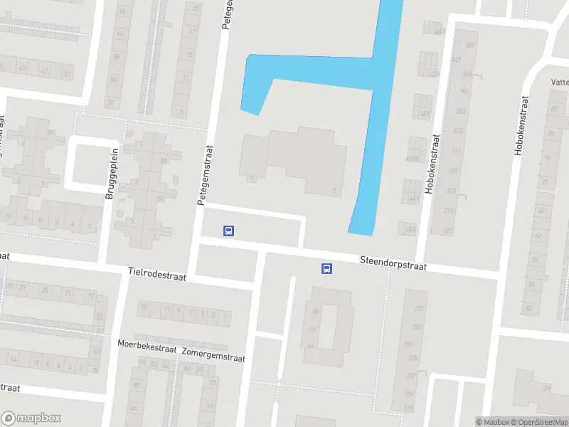 Brandweer en politie met grote spoed naar de Hobokenstraat in Breda vanwege personen te water