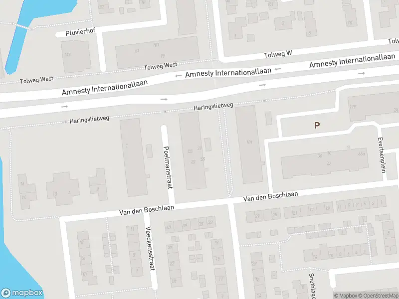 Ambulance met grote spoed naar de Asmusstraat in Hellevoetsluis