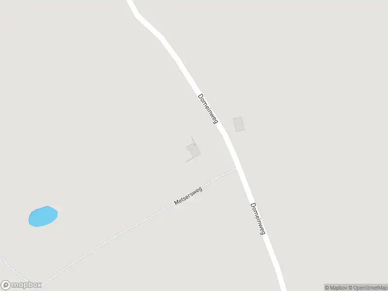 Brandweer met gepaste spoed naar de Domeinweg in Oosterhout vanwege stormschade