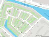 Ambulance met grote spoed naar de Hector Petersenstraat in Diemen