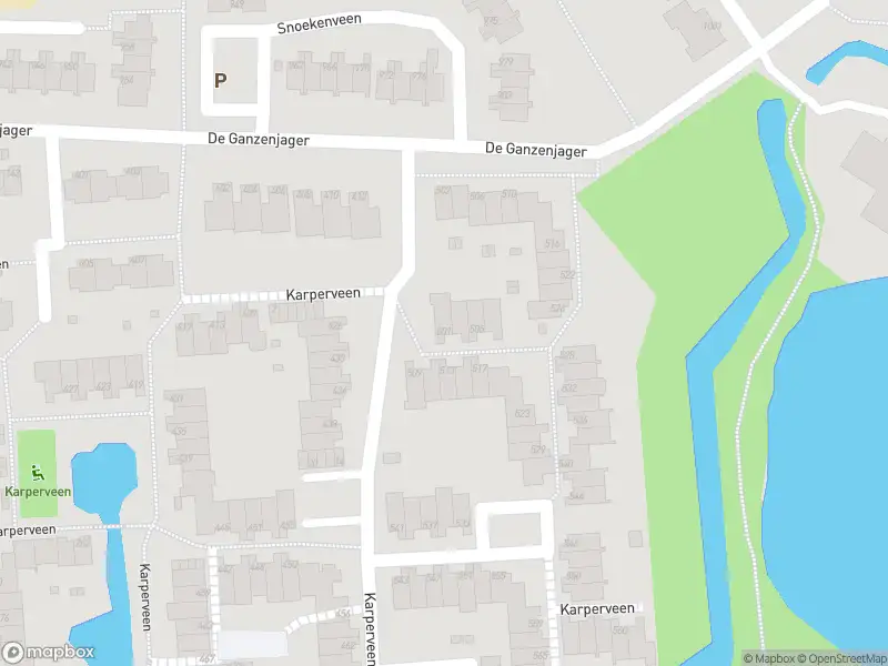 Ambulance met grote spoed naar de Karperveen in Spijkenisse