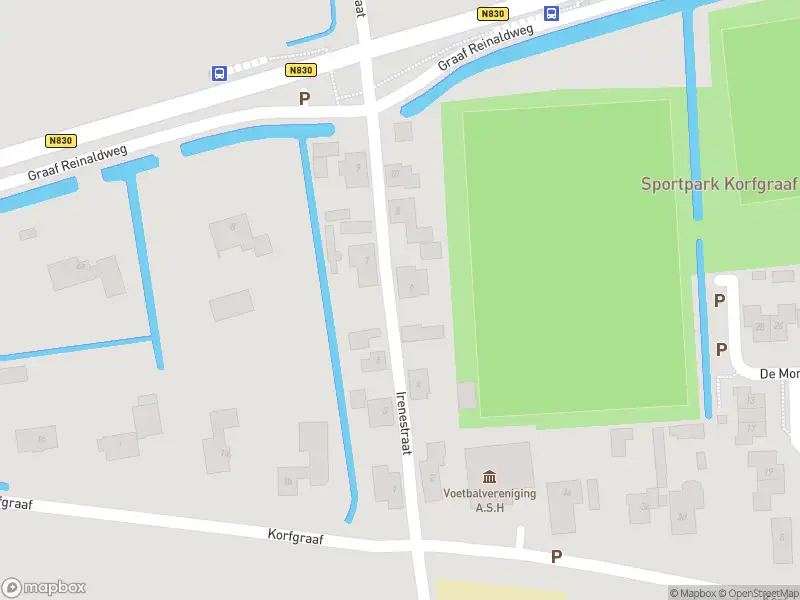 Brandweer met gepaste spoed naar de Irenestraat in Hellouw vanwege waarnemen gaslucht