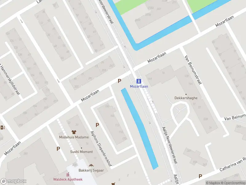 Ambulance met gepaste spoed naar de Beethovenlaan in 's-Gravenhage