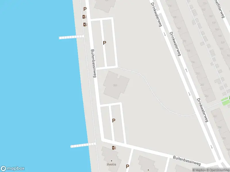 Ambulance met grote spoed naar de Buitenbassinweg in Rotterdam