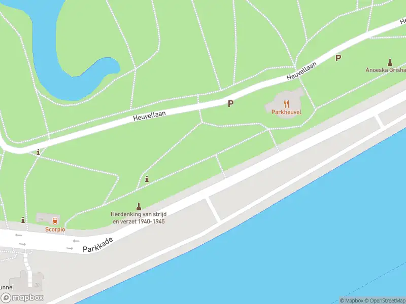 Ambulance met gepaste spoed naar de Parkkade in Rotterdam