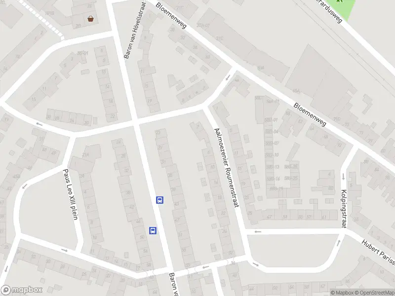 Politie naar de Kardinaal van Rossumplein in Maastricht vanwege aanrijding met letsel