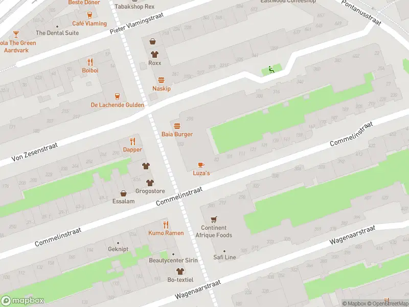 Ambulance met grote spoed naar de Pieter Vlamingstraat in Amsterdam