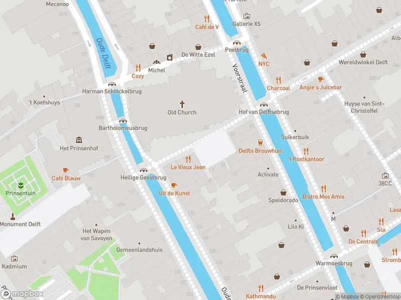 Brandweer met grote spoed naar de Heilige Geestkerkhof in Delft vanwege afgaan automatisch brandalarm