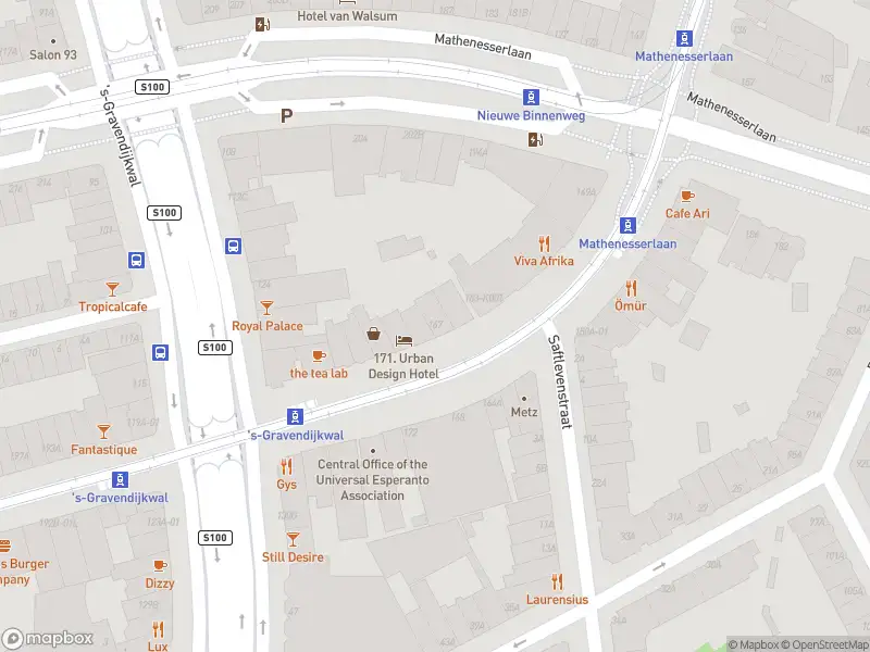 112 melding Ambulance met gepaste spoed naar de Nieuwe Binnenweg in Rotterdam