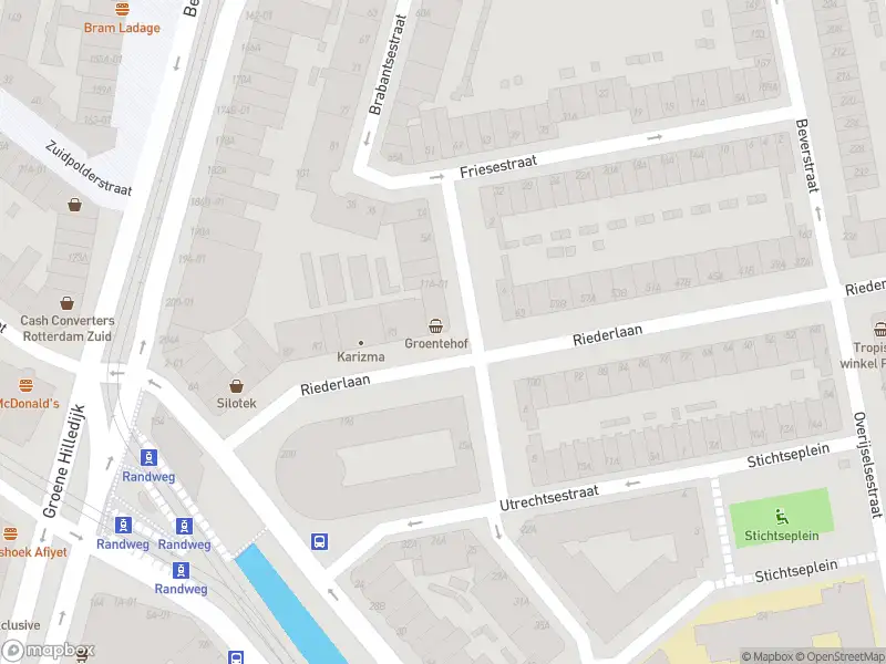 Ambulance met grote spoed naar de Hollandsestraat in Rotterdam