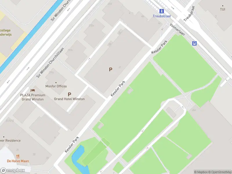 Ambulance met grote spoed naar de Kessler Park in Rijswijk
