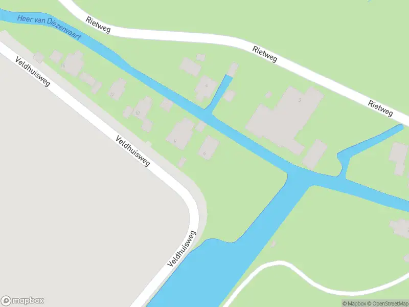 Brandweer met grote spoed naar de Rietweg in Nederland