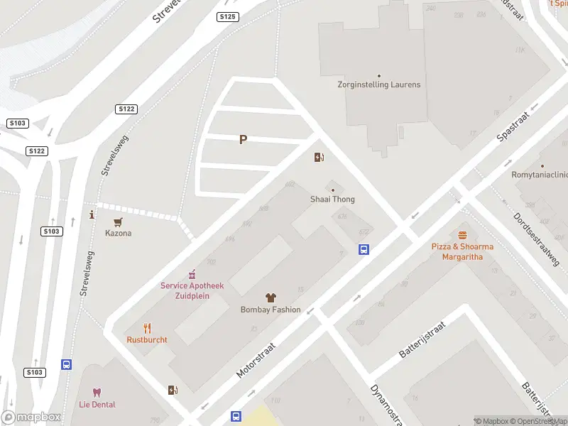 Ambulance met grote spoed naar de Strevelsweg in Rotterdam