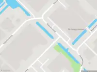 Ambulance met grote spoed naar de Hoogeveenenweg in Nieuwerkerk aan den IJssel