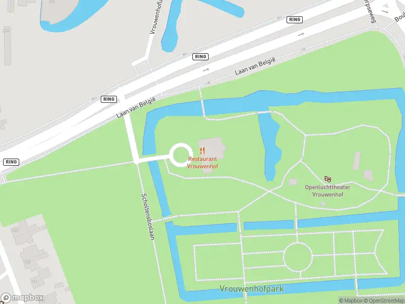 Brandweer met gepaste spoed naar de Scholtensboslaan in Roosendaal vanwege een buitenbrand