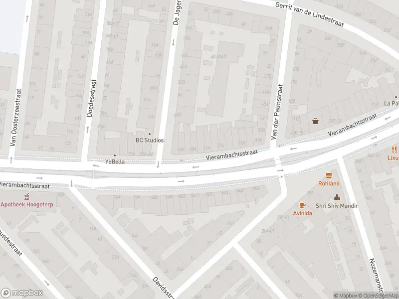 Ambulance met grote spoed naar de Vierambachtsstraat in Rotterdam