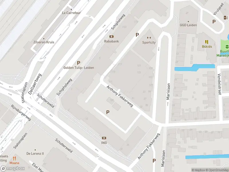 Ambulance met grote spoed naar de Stationsplein in Leiden