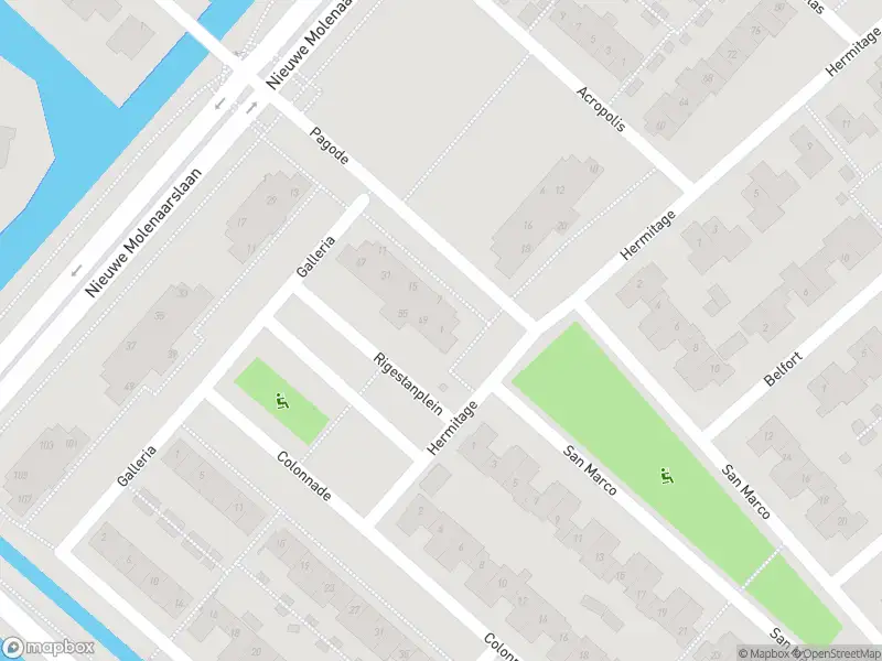 Ambulance met grote spoed naar de Rigestanplein in Hoofddorp