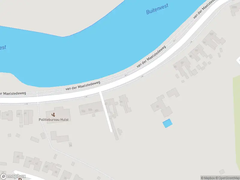 Brandweer met gepaste spoed naar de Assestraat in Hulst vanwege een buitenbrand