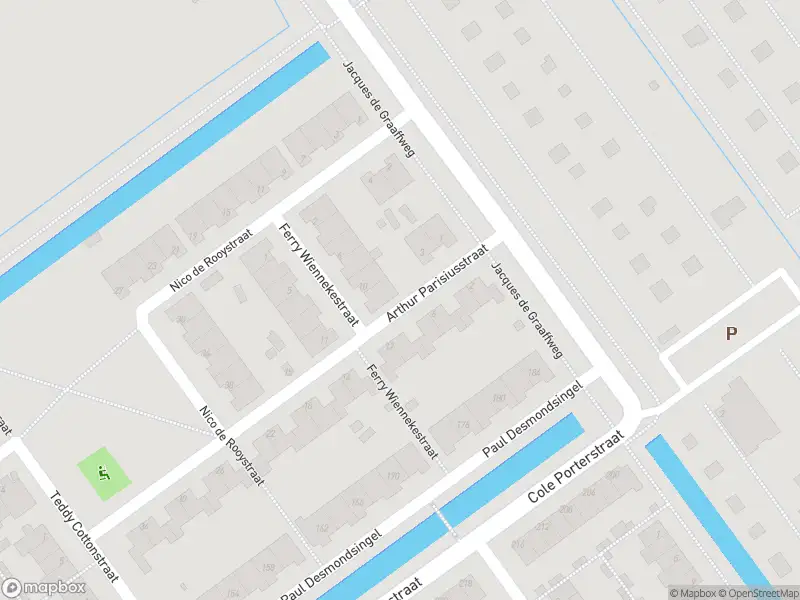 Brandweer met gepaste spoed naar de Arthur Parisiusstraat in Rotterdam vanwege afgaan automatisch brandalarm