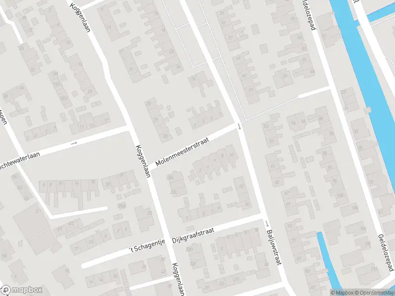 Ambulance en brandweer met grote spoed naar de Molenmeesterstraat in Medemblik vanwege middelgrote brand
