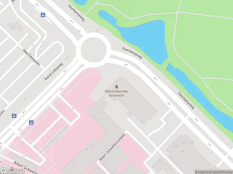 Ambulance met gepaste spoed naar de Overkampweg in Dordrecht