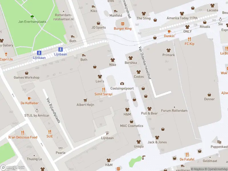 Ambulance met gepaste spoed naar de Lijnbaan in Rotterdam