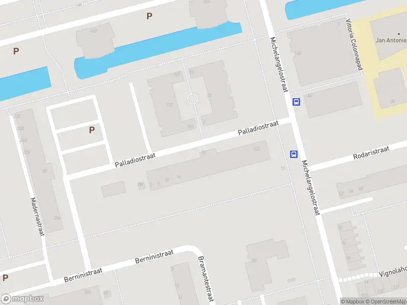 Ambulance met gepaste spoed naar de Palladiostraat in Rotterdam