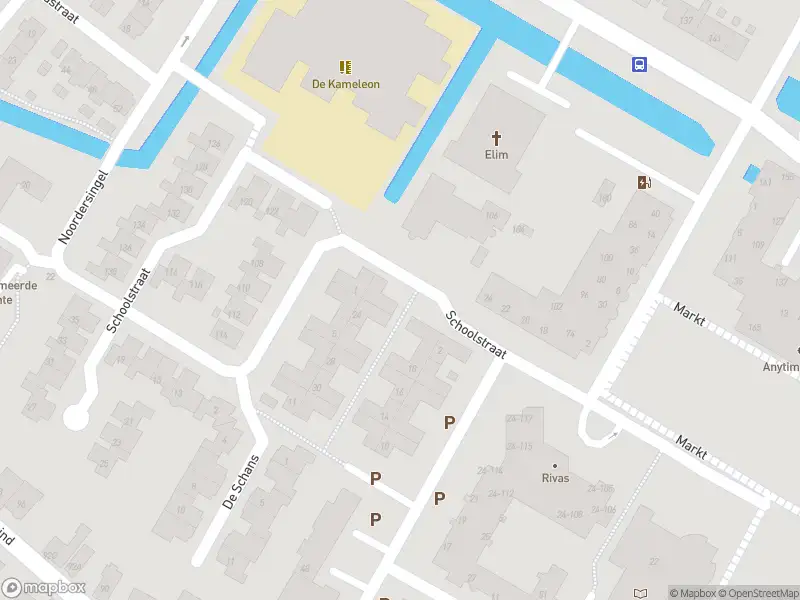 Ambulance met gepaste spoed naar de Schoolstraat in Papendrecht