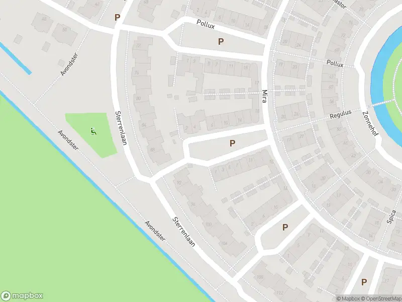 Ambulance met grote spoed naar de Regulus in Waddinxveen