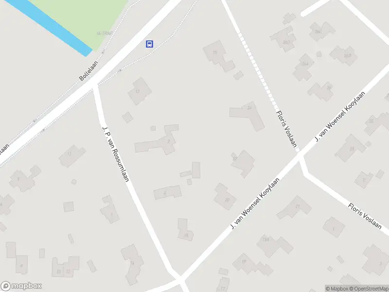 Brandweer met gepaste spoed naar de J. van Woensel Kooylaan in Naarden vanwege wateroverlast