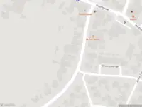 Brandweer met grote spoed naar de Monseigneur van Oorschotstraat in Heeswijk-Dinther