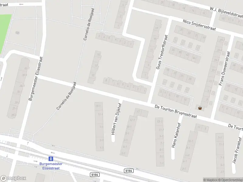 Brandweer met gepaste spoed naar de Burgemeester Fockstraat in Amsterdam