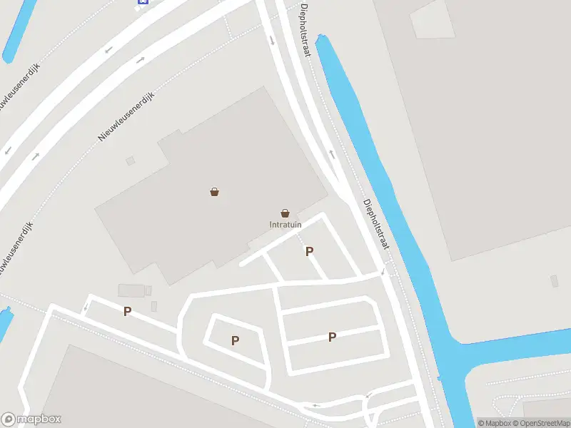 Brandweer met gepaste spoed naar de Diepholtstraat in Zwolle vanwege wateroverlast