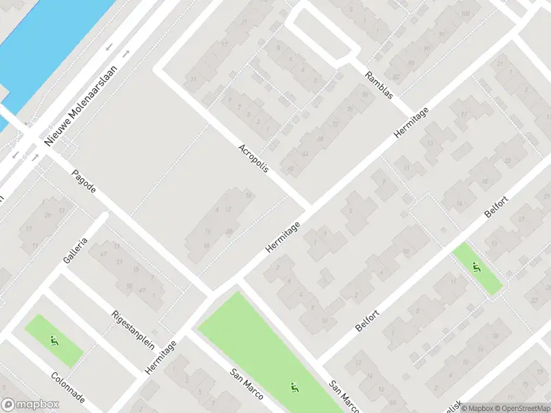 Ambulance met grote spoed naar de Hermitage in Hoofddorp