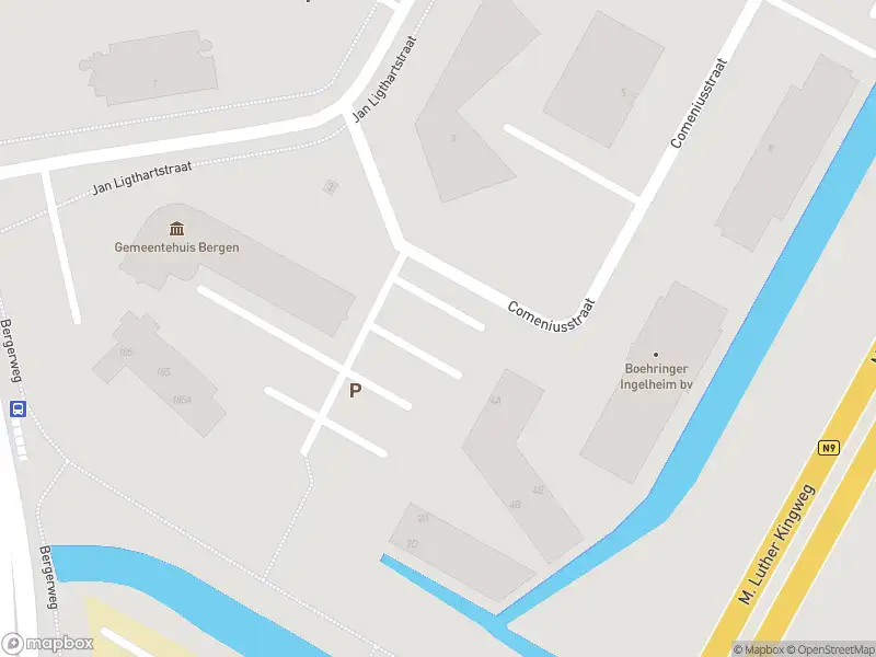 Ambulance met gepaste spoed naar de Comeniusstraat in Alkmaar