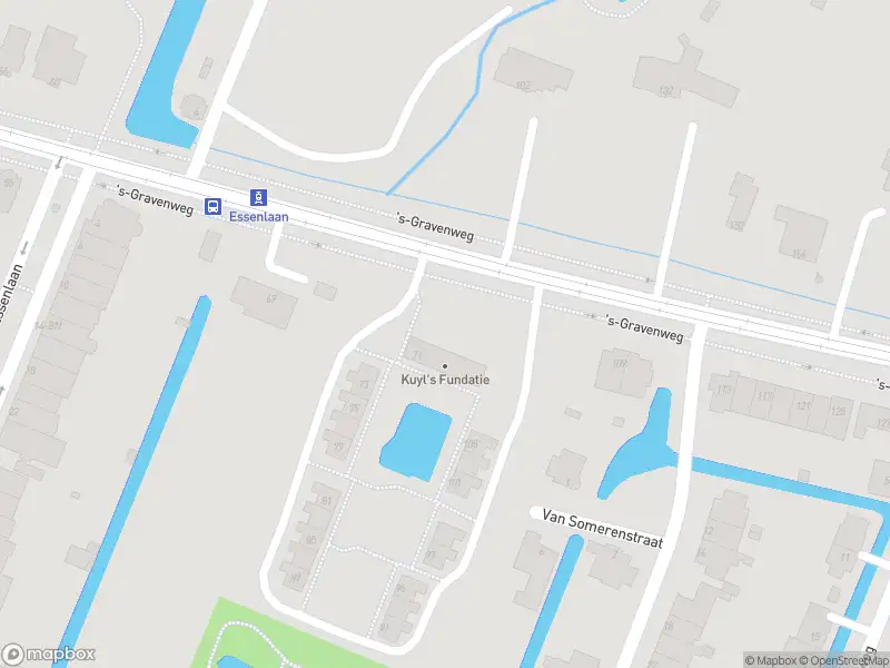 Ambulance met grote spoed naar de 's-Gravenweg in Rotterdam