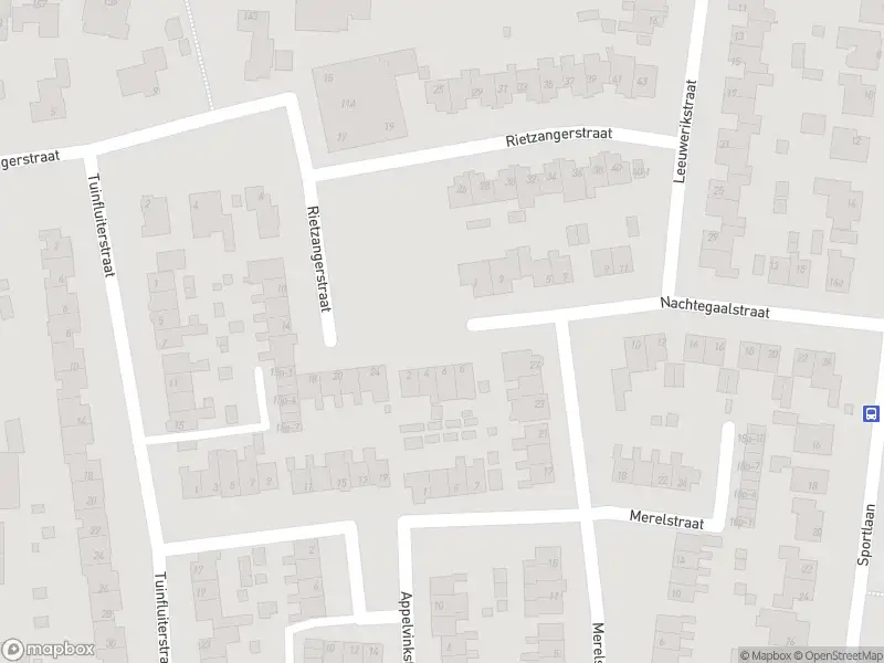 Ambulance met grote spoed naar de Nachtegaalstraat in Warmenhuizen