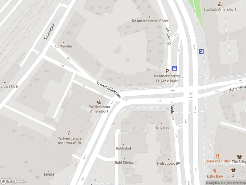 Politie naar de Van Asch van Wijckstraat in Amersfoort vanwege aanrijding met letsel