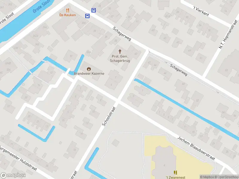 Ambulance met grote spoed naar de Schoolstraat in Schagerbrug