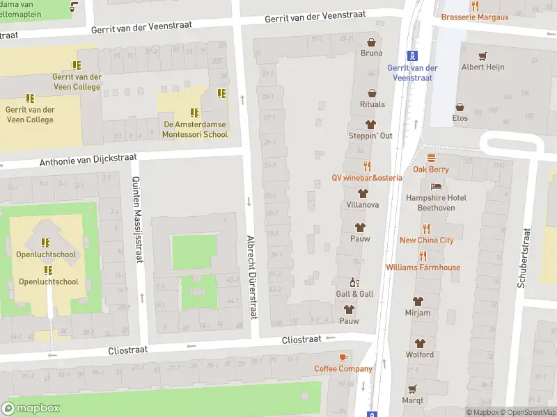 Ambulance met gepaste spoed naar de Rubensstraat in Amsterdam