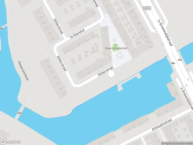 Ambulance met grote spoed naar de Lontarpalmstraat in Amsterdam